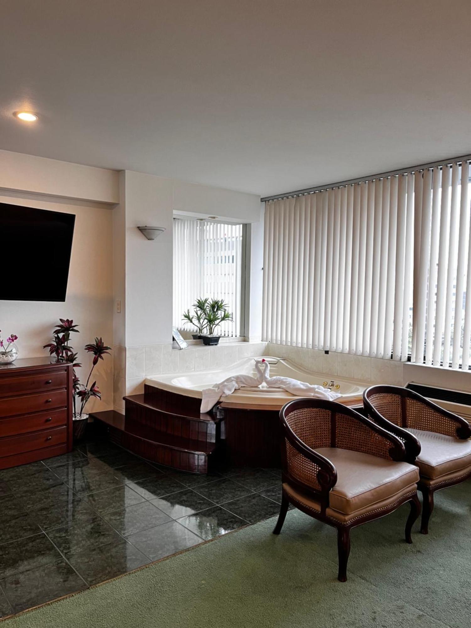 Hotel Boulevard Lima Exterior photo