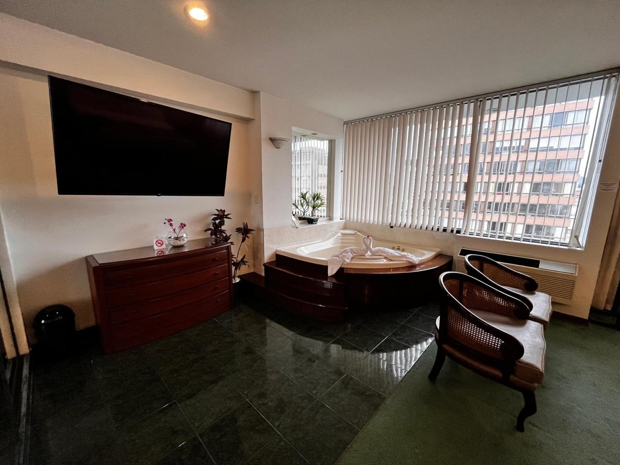 Hotel Boulevard Lima Exterior photo