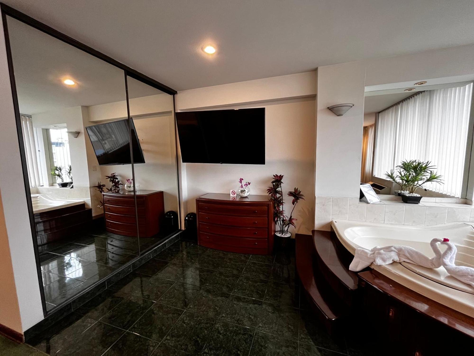 Hotel Boulevard Lima Exterior photo
