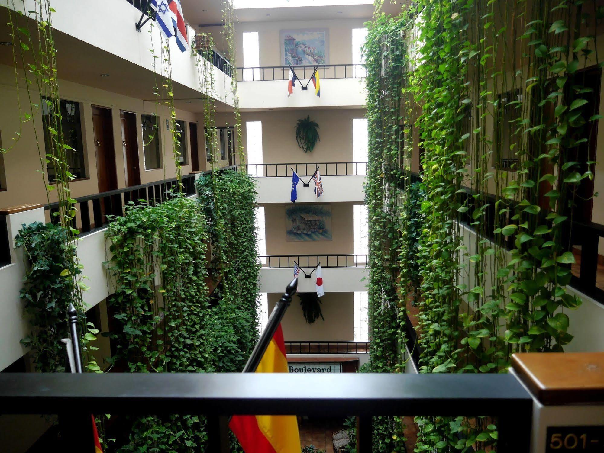 Hotel Boulevard Lima Exterior photo